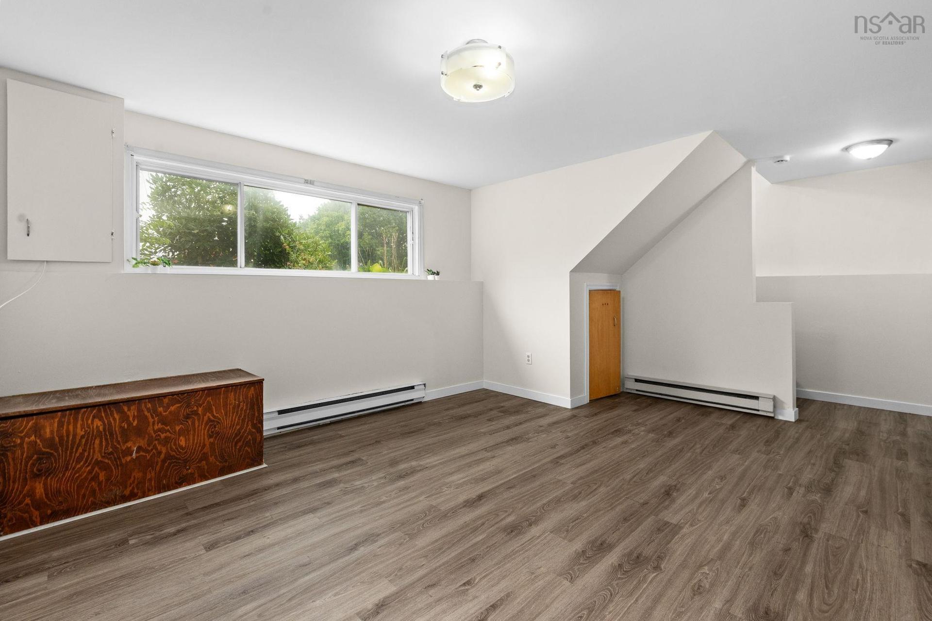 1B Smith Avenue, Cole Harbour, NS - Indoor Photo Showing Other Room