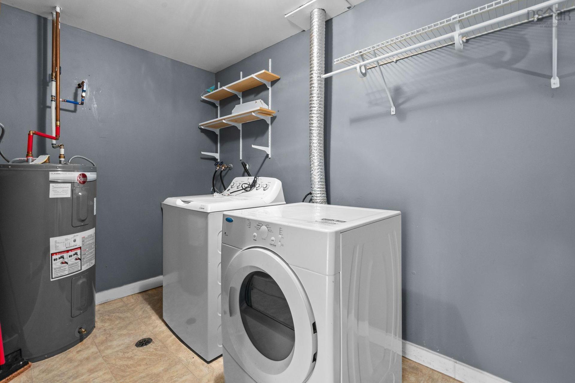1B Smith Avenue, Cole Harbour, NS - Indoor Photo Showing Laundry Room