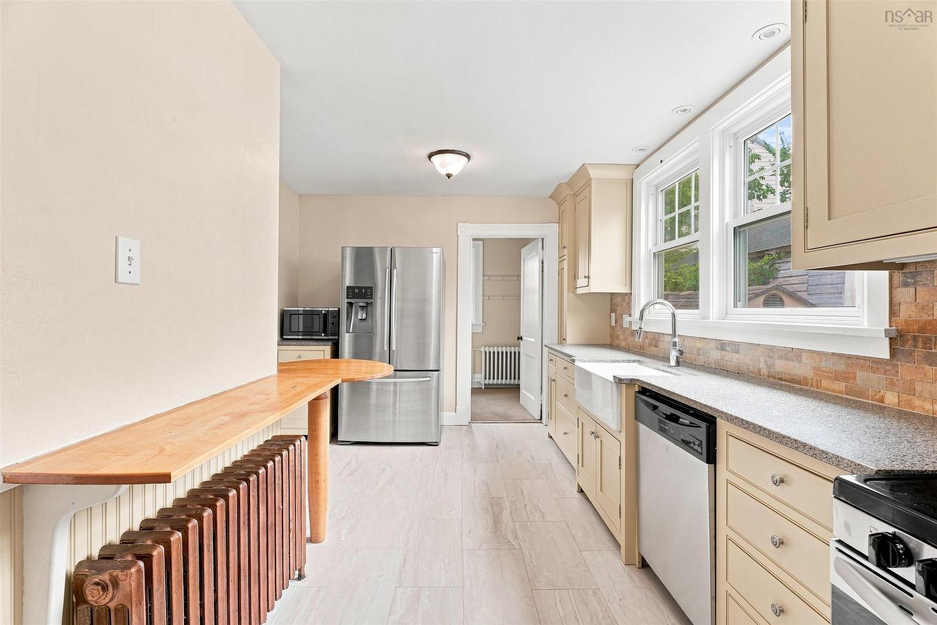 6625 Quinpool Road, Halifax, NS