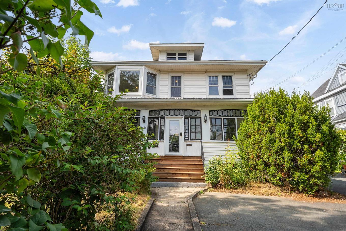 6625 Quinpool Road, Halifax, NS