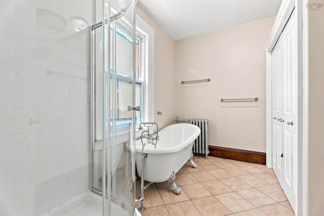 6625 Quinpool Road, Halifax, NS