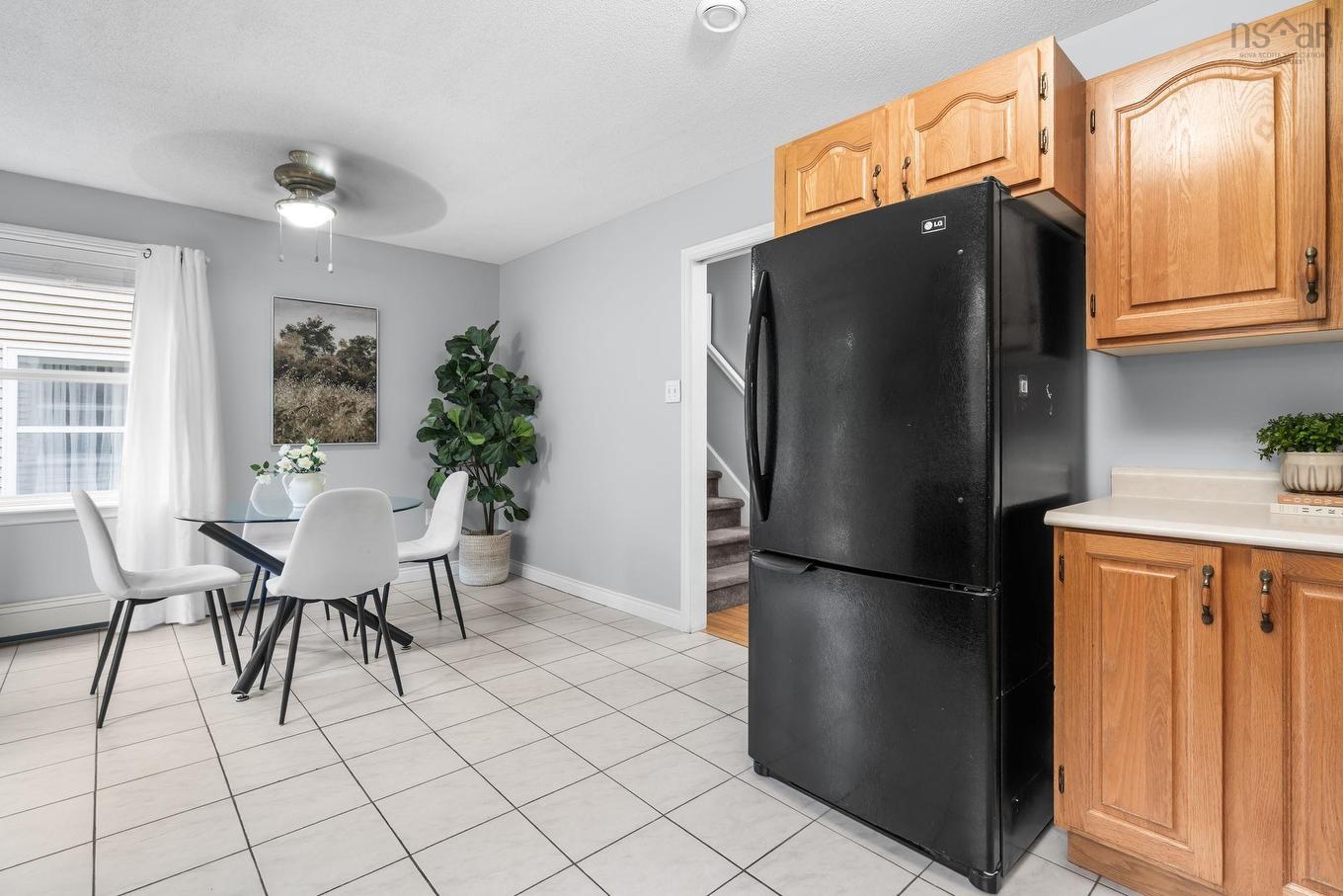 142 Stoneybrook Court, Halifax, NS - Indoor