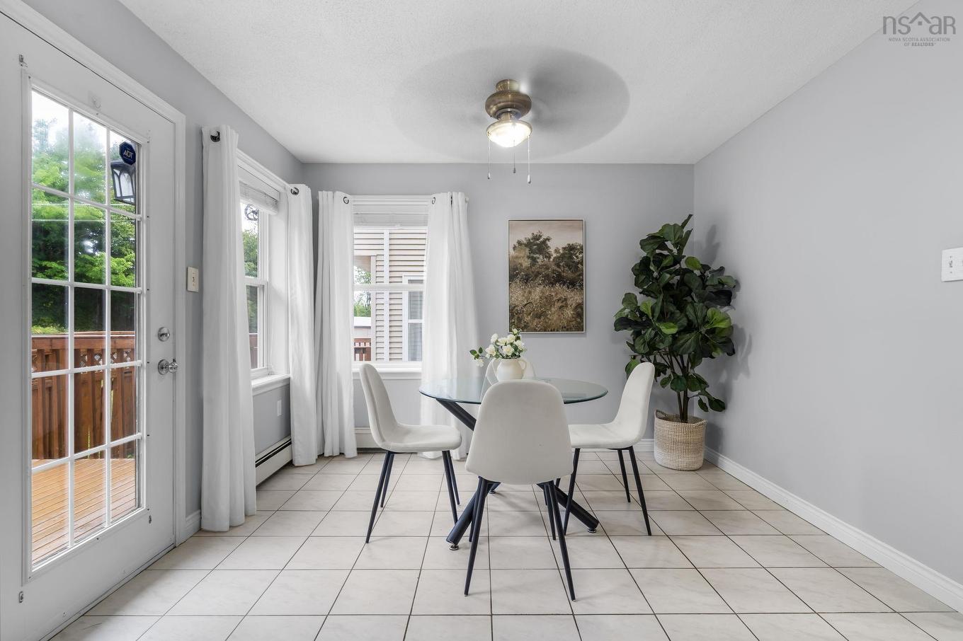142 Stoneybrook Court, Halifax, NS - Indoor Photo Showing Dining Room