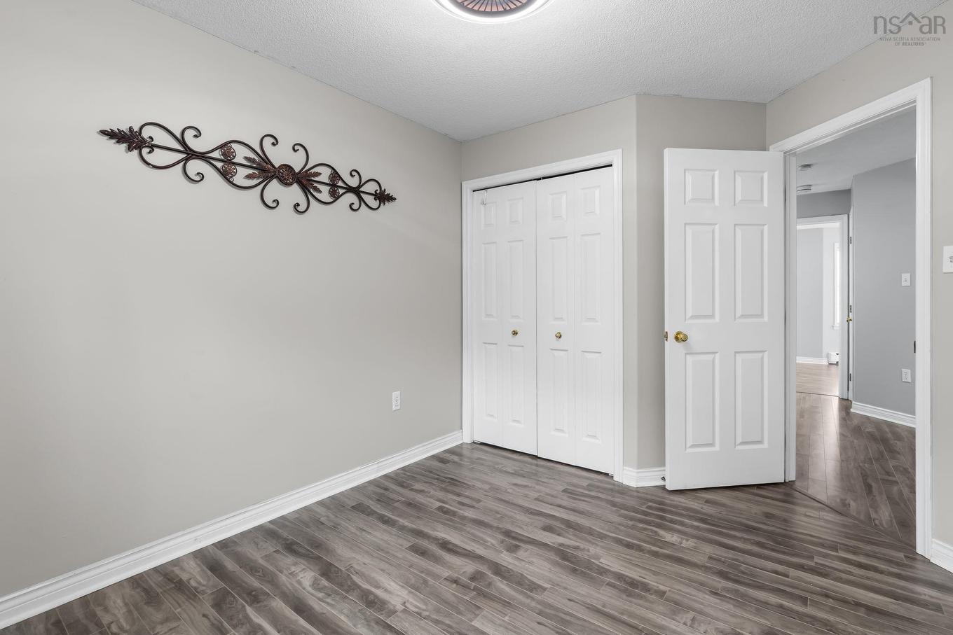 142 Stoneybrook Court, Halifax, NS - Indoor Photo Showing Other Room