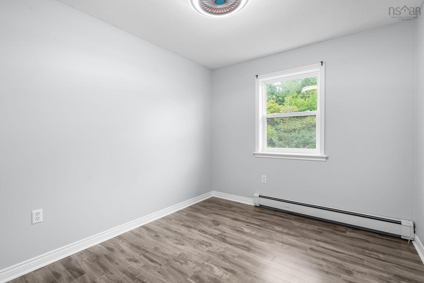 142 Stoneybrook Court, Halifax, NS - Indoor Photo Showing Other Room