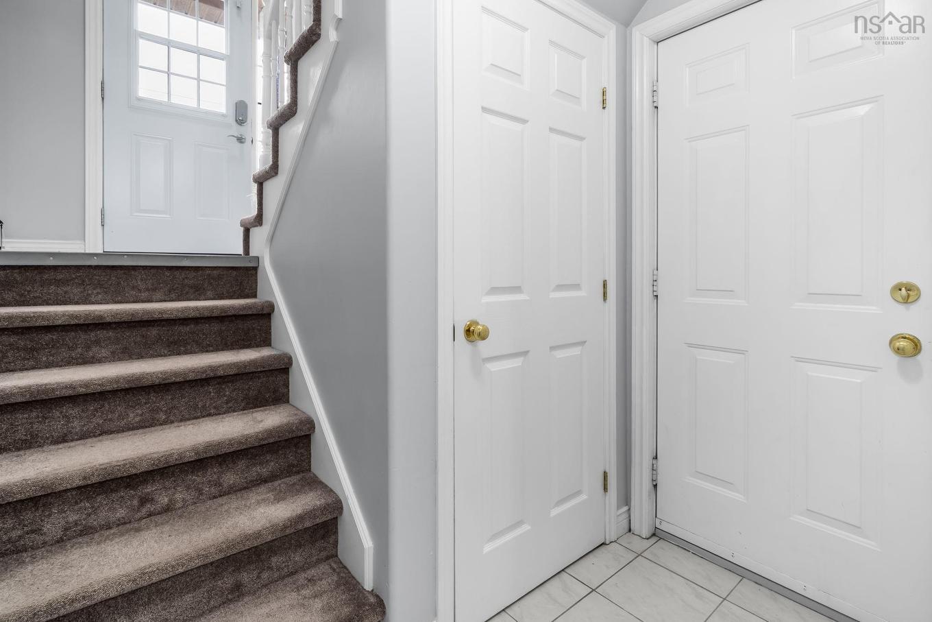 142 Stoneybrook Court, Halifax, NS - Indoor Photo Showing Other Room