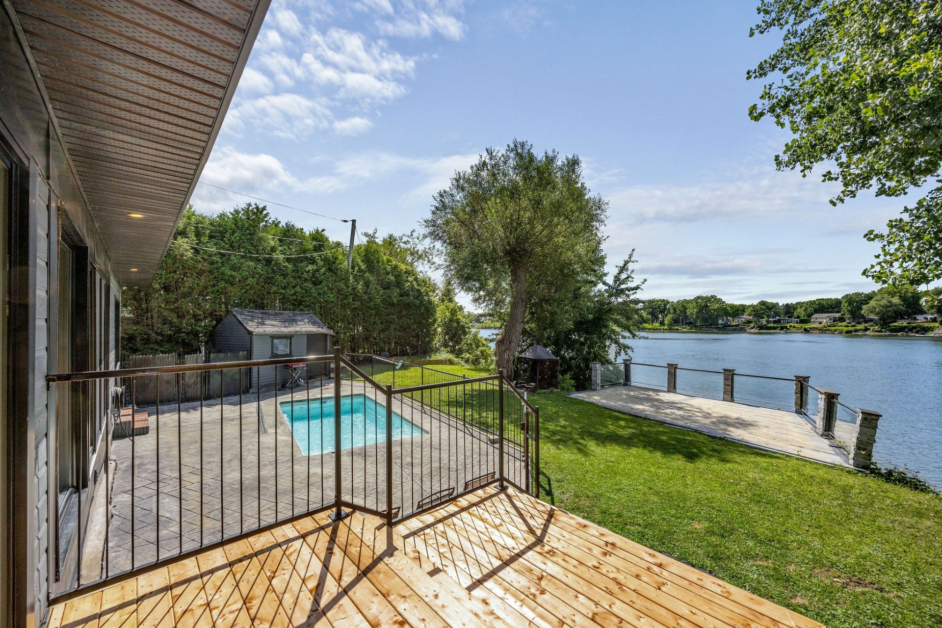 Vue d'ensemble - 11 Rue Albert-Perron, Saint-Mathias-Sur-Richelieu, QC - Outdoor