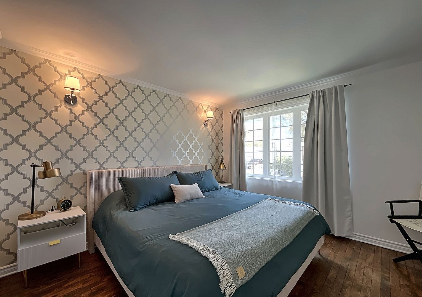 Bedroom - 120 Rue St-Joachim, L'Assomption, QC - Indoor Photo Showing Bedroom