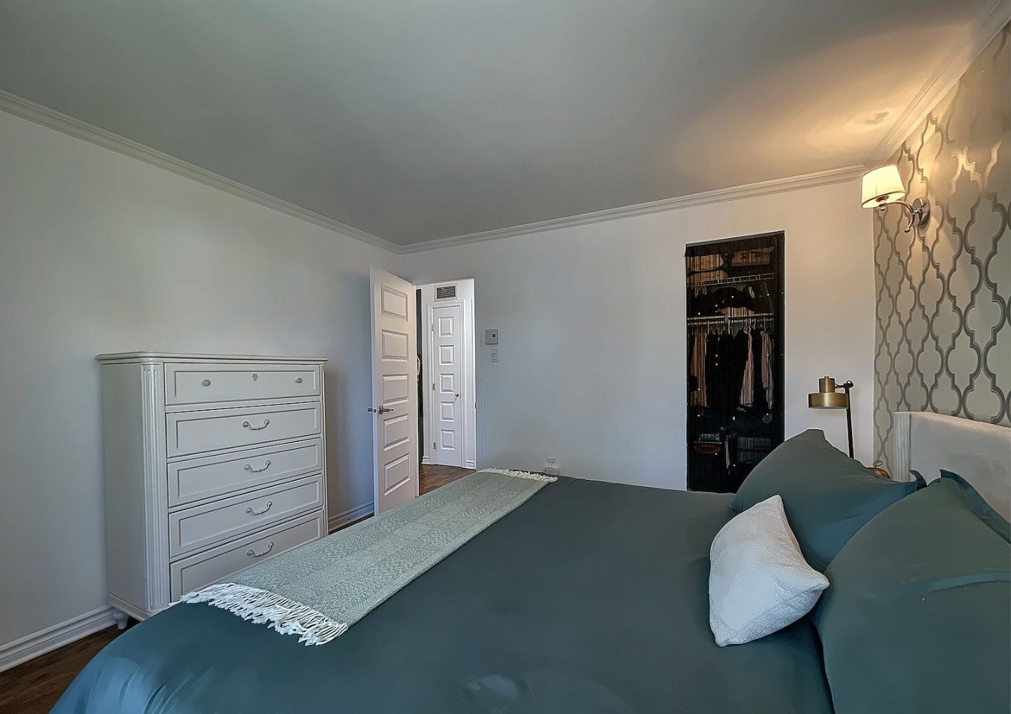 Bedroom - 120 Rue St-Joachim, L'Assomption, QC - Indoor Photo Showing Bedroom