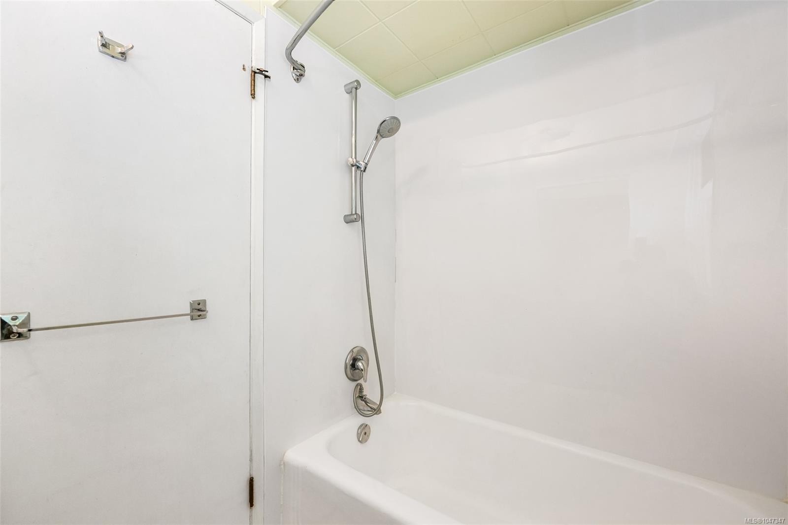 6182 Grieve Rd, Duncan, BC