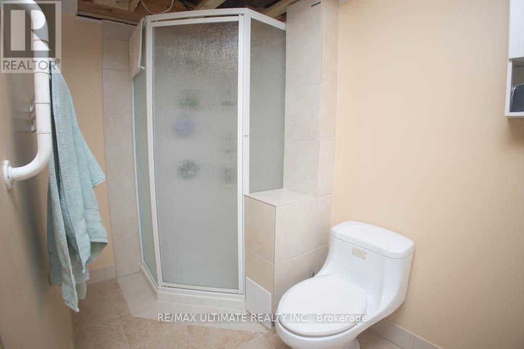 63 Sumac Lane, Scugog, ON - Indoor Photo Showing Bathroom