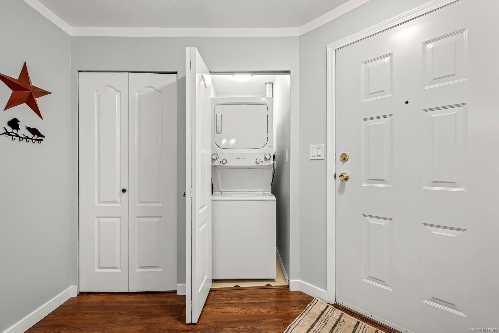 #108-130 Back Rd, Courtenay, BC - Indoor