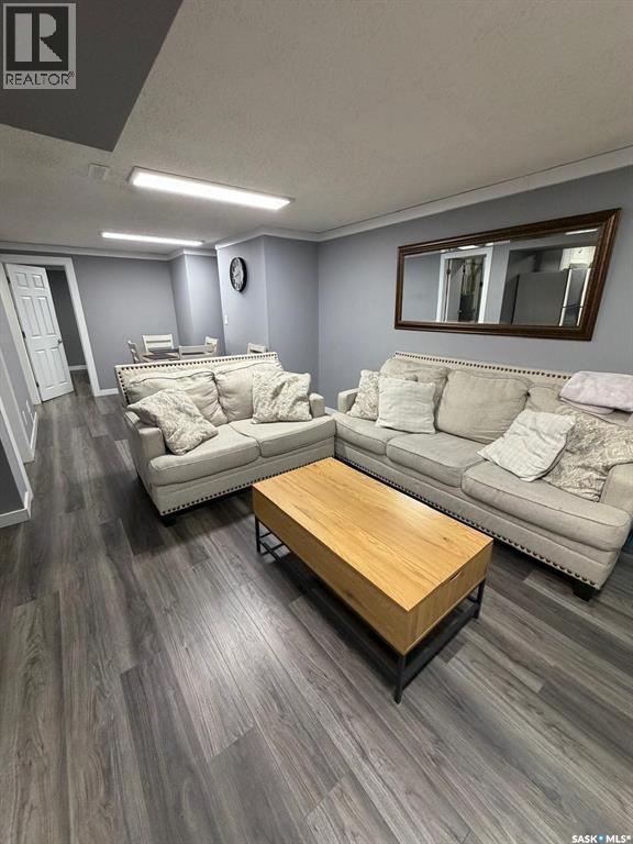 3629 Centennial Drive, Saskatoon, SK - Indoor Photo Showing Living Room