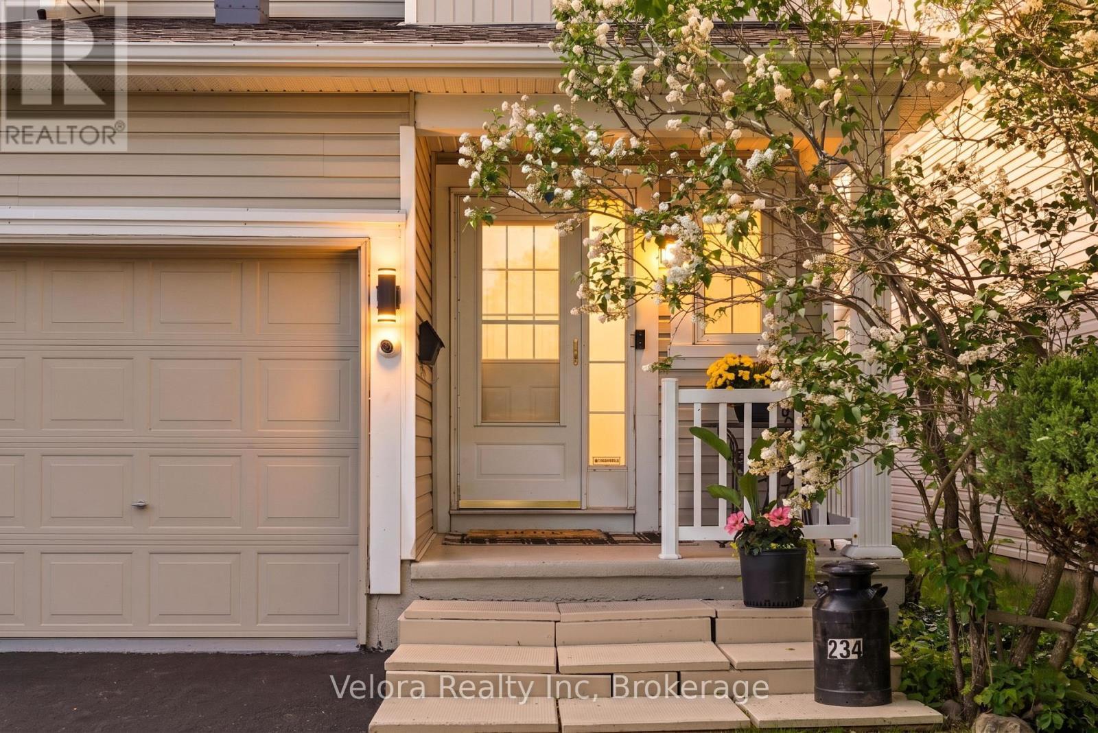 234 Deercroft Avenue, Ottawa, ON - Outdoor