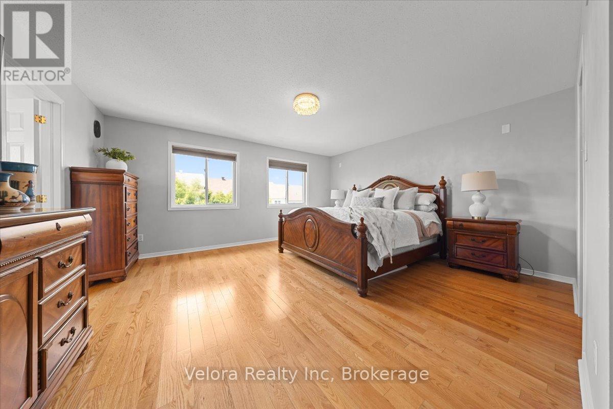 234 Deercroft Avenue, Ottawa, ON - Indoor Photo Showing Bedroom