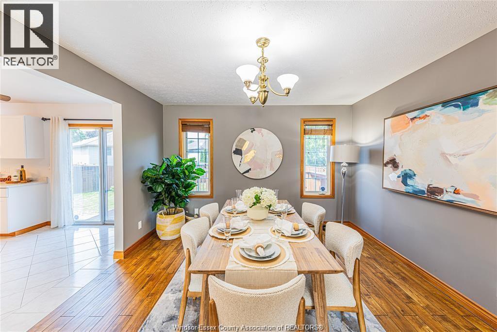 120 Hampton Crescent, Windsor, ON - Indoor Photo Showing Dining Room