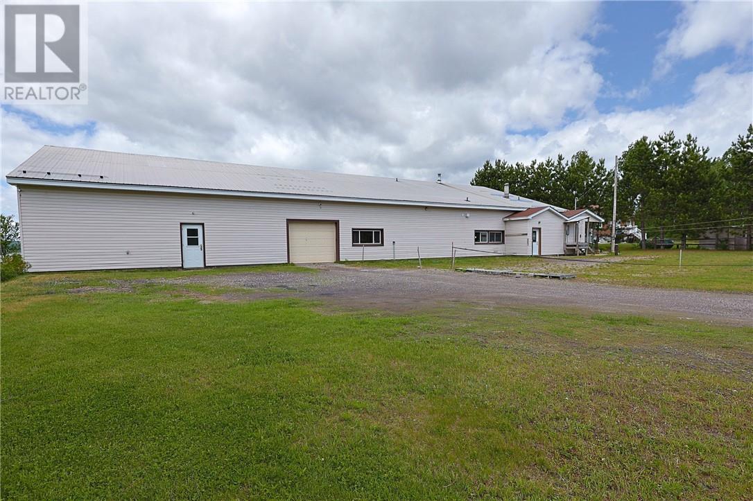 42 Elk'S Club Road, Onaping, ON - Outdoor
