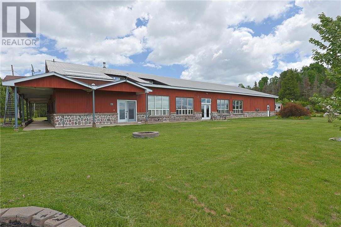 42 Elk'S Club Road, Onaping, ON - Outdoor With Deck Patio Veranda