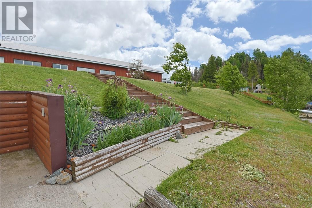 42 Elk'S Club Road, Onaping, ON - Outdoor