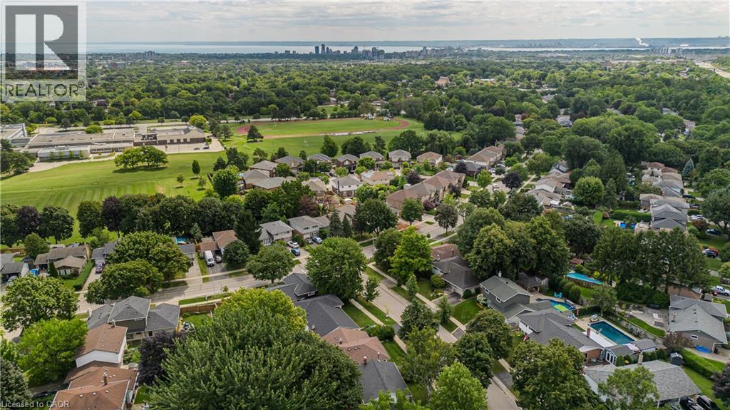 2124 Sandringham Drive, Burlington, ON - Outdoor With View
