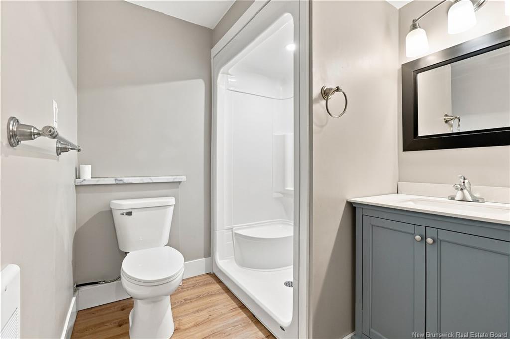 836 Windsor St, Fredericton, NB - Indoor Photo Showing Bathroom