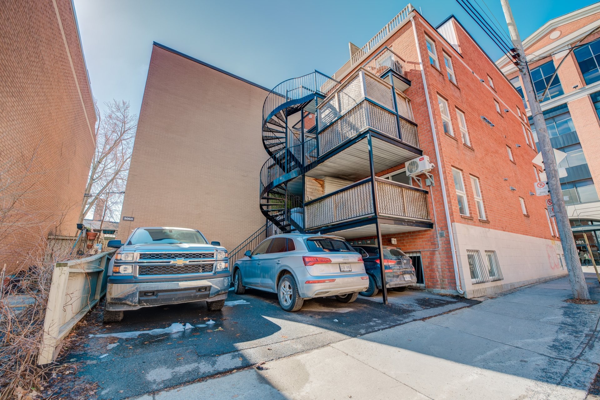 Parking - 192 Av. Laurier E., Montréal (Le Plateau-Mont-Royal), QC - Outdoor