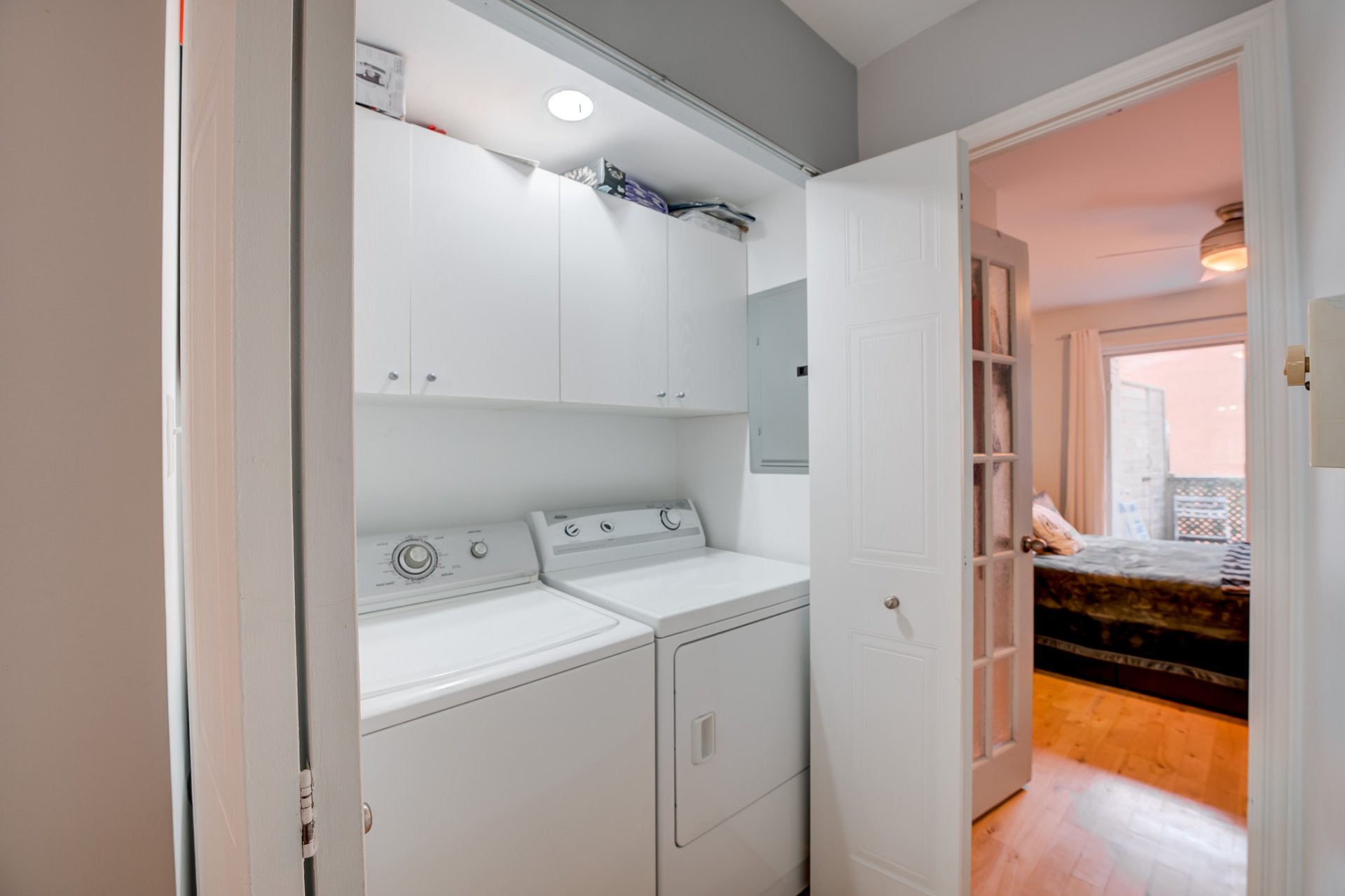 Laundry - 192 Av. Laurier E., Montréal (Le Plateau-Mont-Royal), QC - Indoor Photo Showing Laundry Room