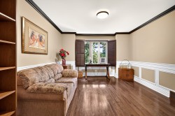 Salon - 