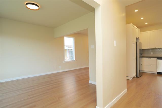 591 Church Ave, Winnipeg, MB - Indoor