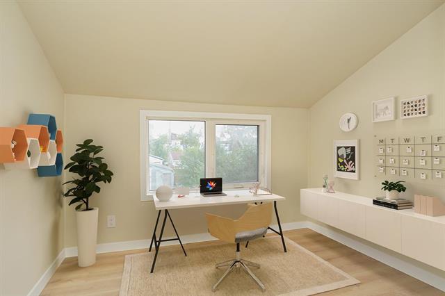 591 Church Ave, Winnipeg, MB - Indoor Photo Showing Office