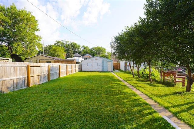 591 Church Ave, Winnipeg, MB - Outdoor