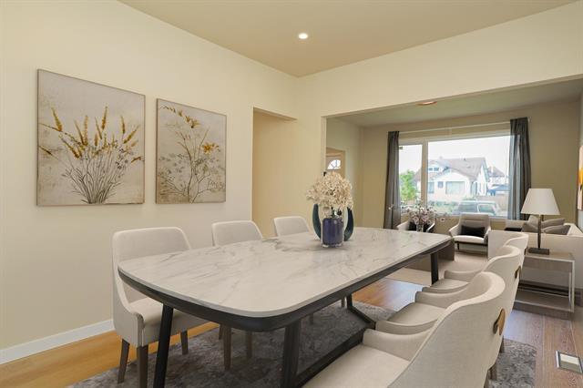 591 Church Ave, Winnipeg, MB - Indoor Photo Showing Dining Room