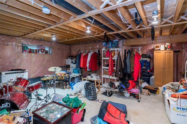 11 Brunet Prom, Winnipeg, MB - Indoor Photo Showing Basement