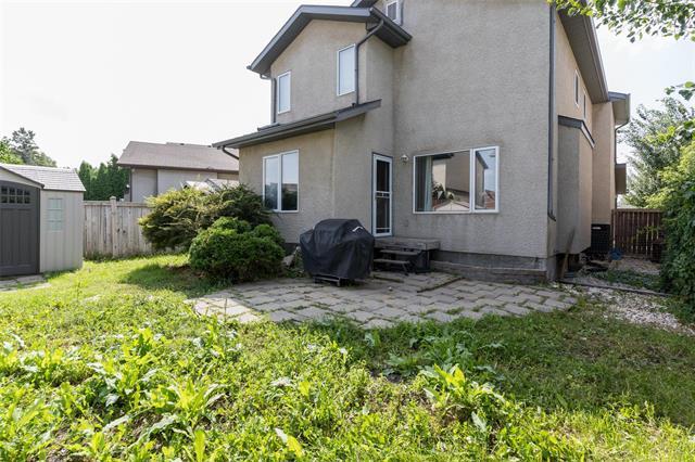11 Brunet Prom, Winnipeg, MB - Outdoor With Exterior