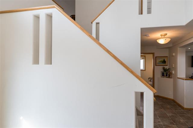 11 Brunet Prom, Winnipeg, MB - Indoor Photo Showing Other Room