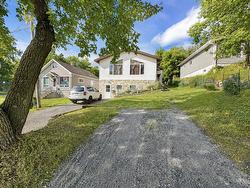 1308 Eighth Street North Kenora, ON P9N 2S2