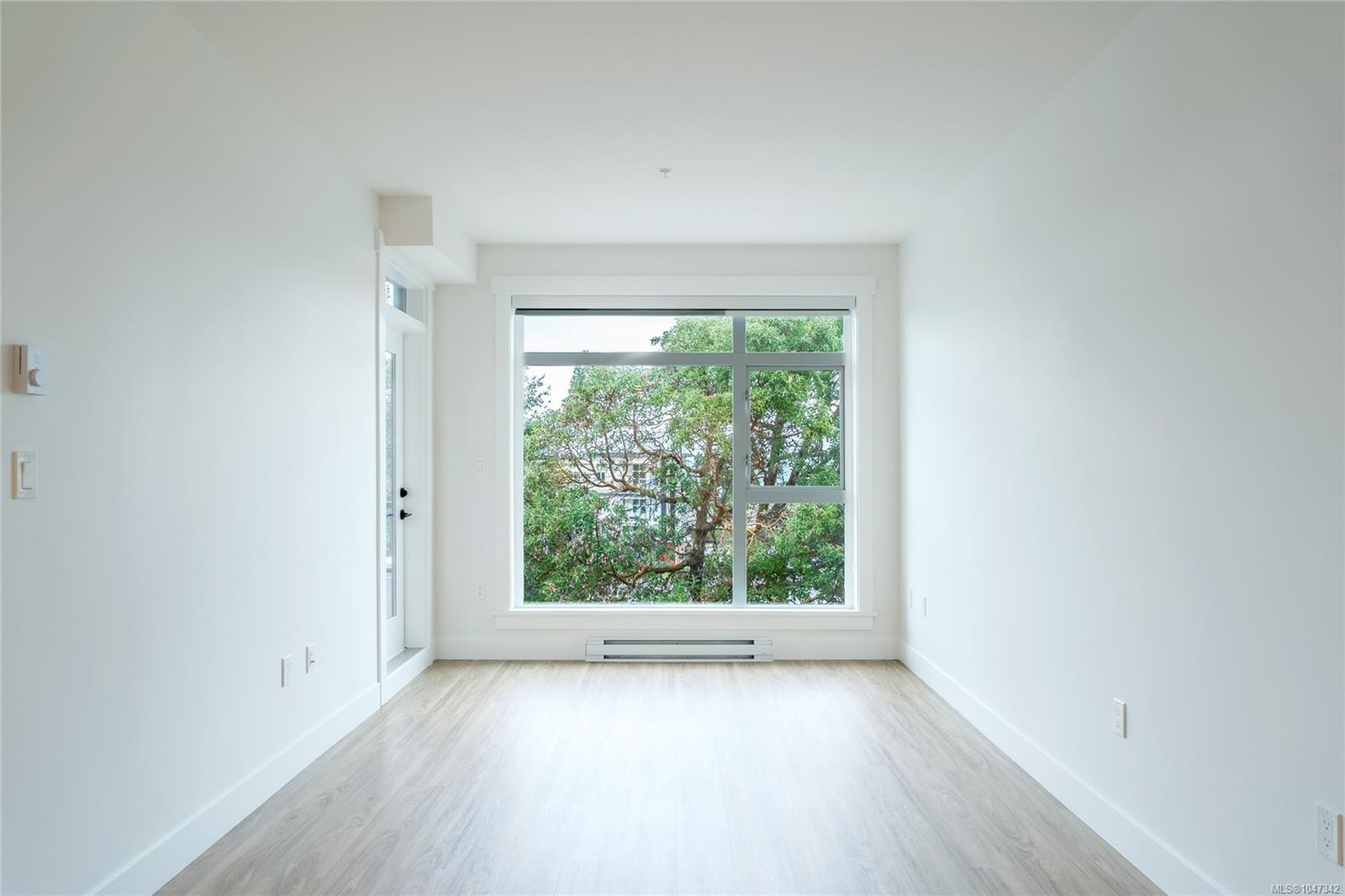 #407-6320 Sentinal Dr, Nanaimo, BC - Indoor Photo Showing Other Room