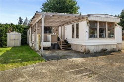 #51-951 Homewood Rd Campbell River, BC V9W 3N7