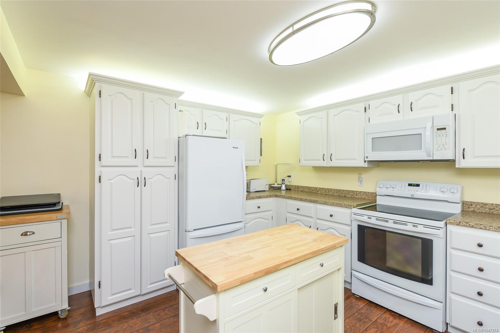 635 Pritchard Rd, Comox, BC
