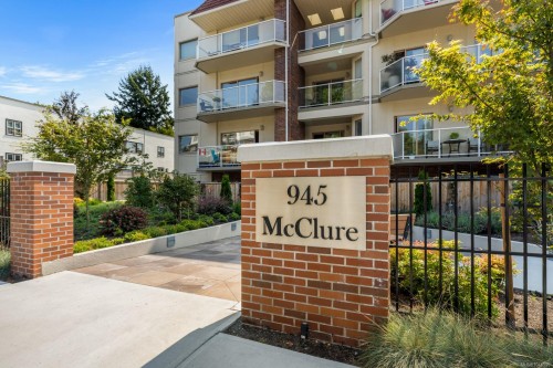 #203-945 McClure St  Victoria, BC V8V 3E8