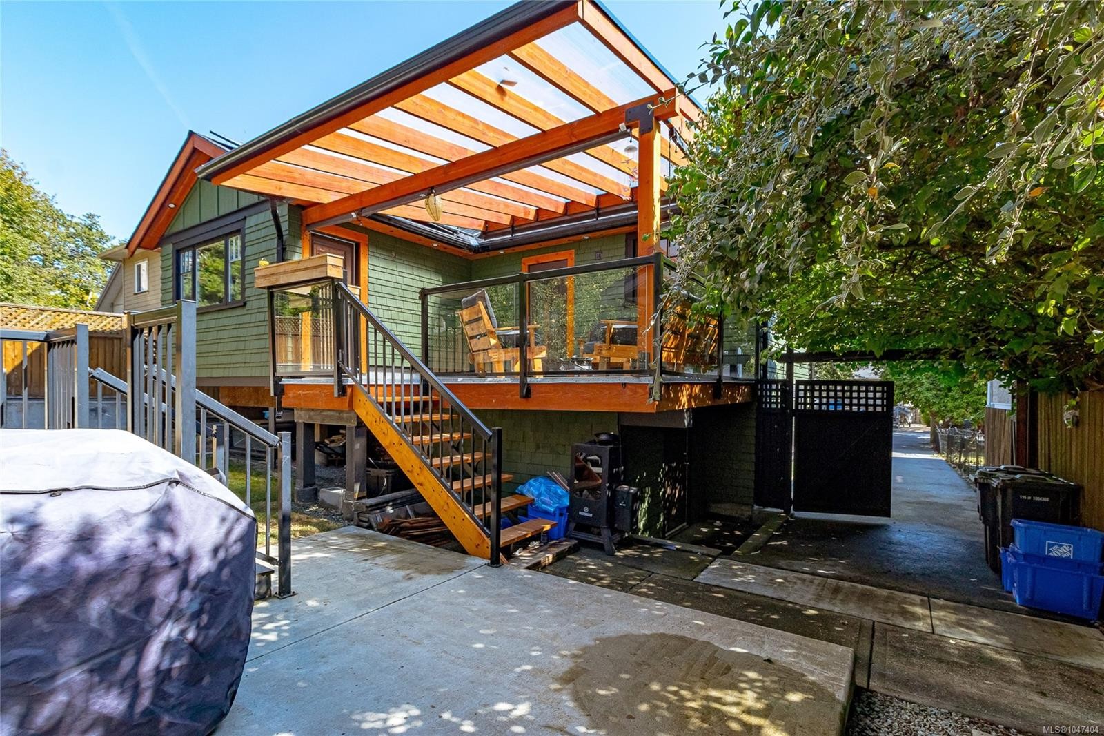1232 Effingham St, Esquimalt, BC