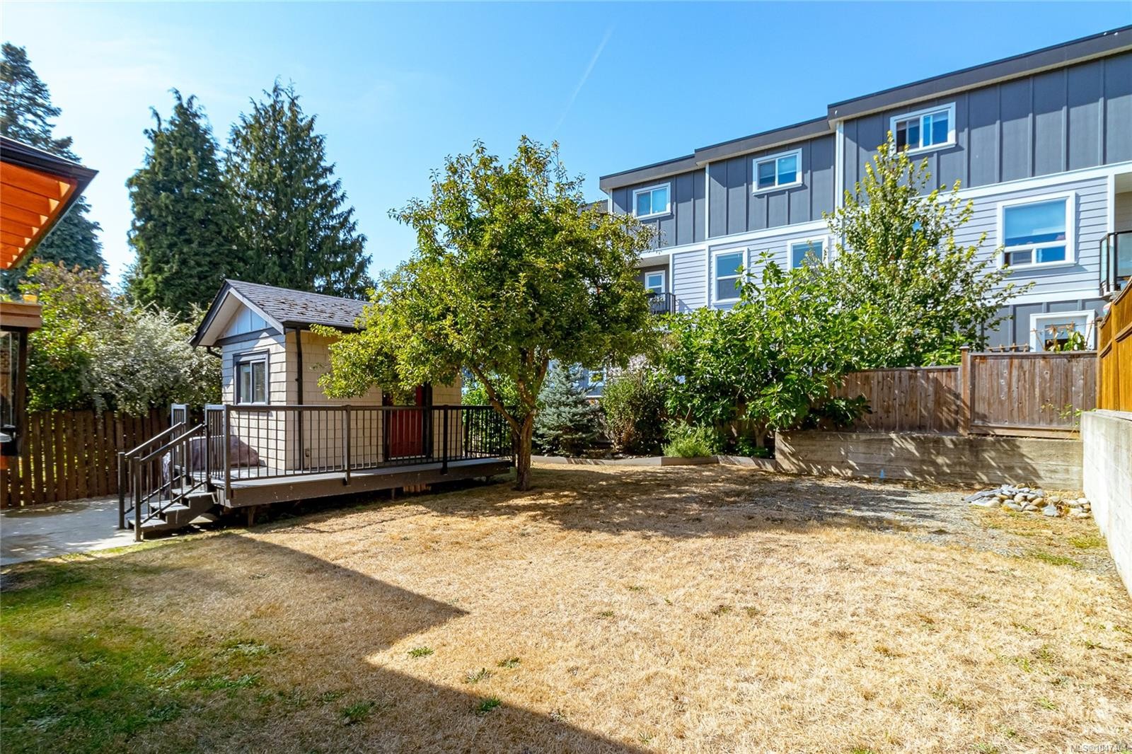 1232 Effingham St, Esquimalt, BC
