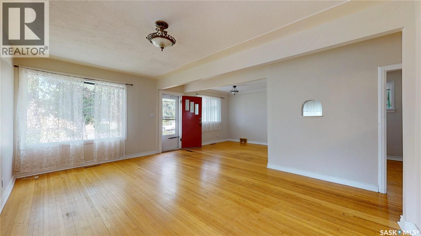2255 Queen Street, Regina, SK - Indoor Photo Showing Other Room