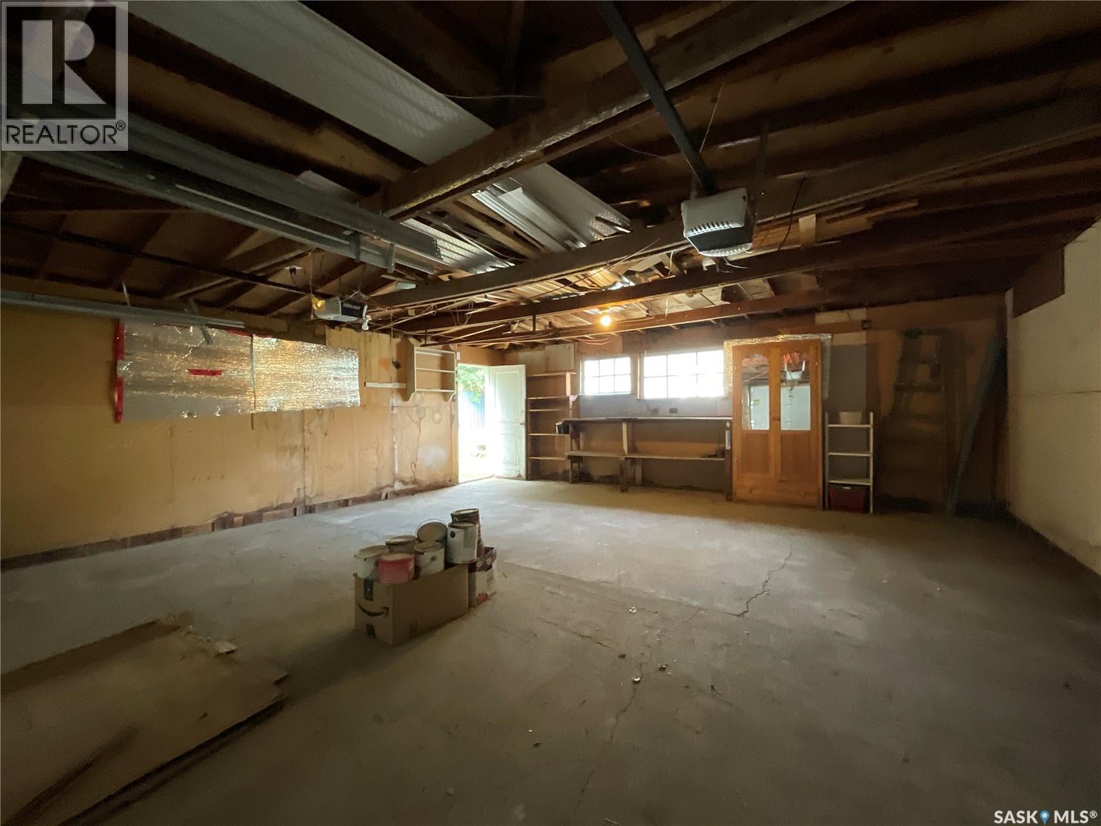 2255 Queen Street, Regina, SK - Indoor Photo Showing Basement