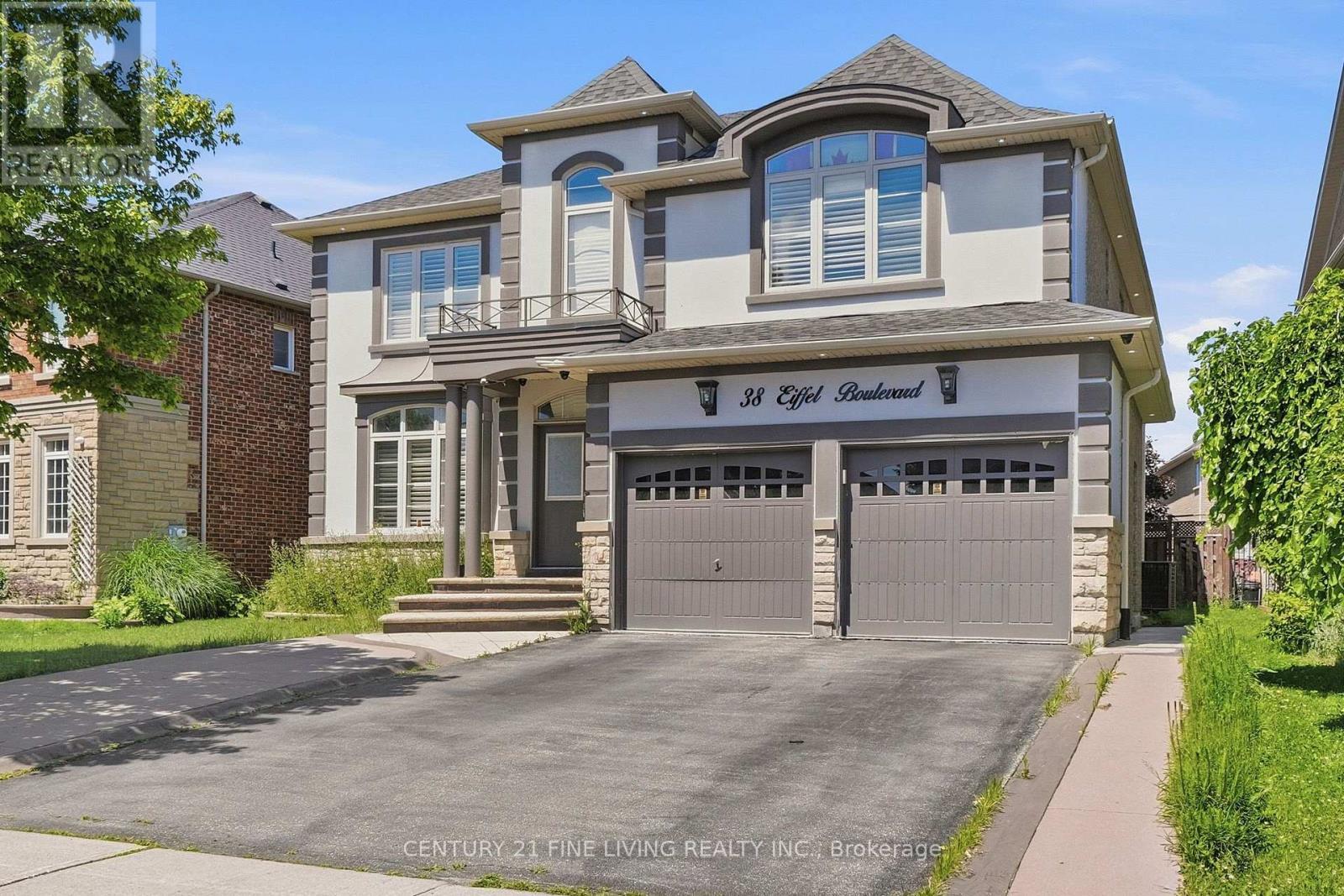 38 Eiffel Boulevard, Brampton, ON - Outdoor With Facade