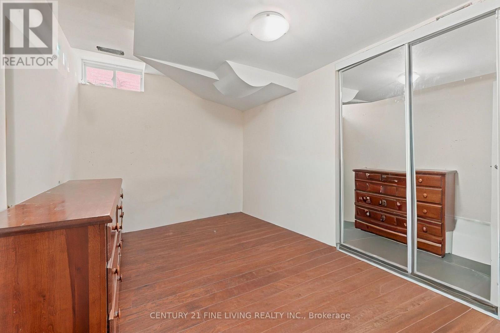 38 Eiffel Boulevard, Brampton, ON - Indoor Photo Showing Other Room