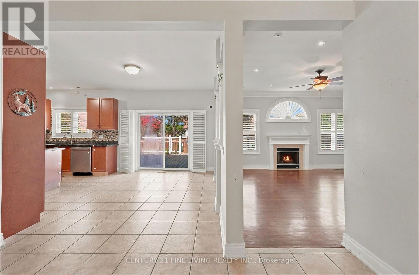 38 Eiffel Boulevard, Brampton, ON - Indoor With Fireplace