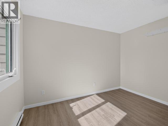 86-100 Lewes Boulevard, Whitehorse, YT - Indoor Photo Showing Other Room