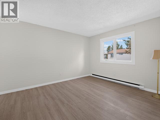 86-100 Lewes Boulevard, Whitehorse, YT - Indoor Photo Showing Other Room