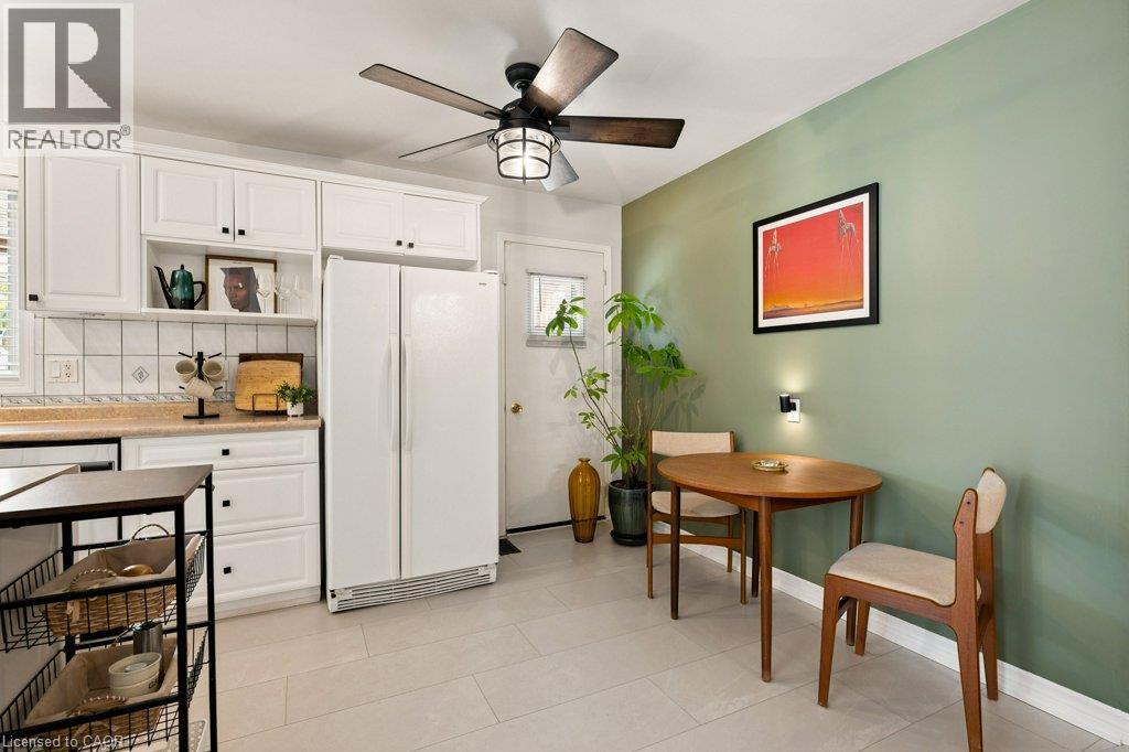 94 Monteagle Crescent, Kitchener, ON - Indoor Photo Showing Dining Room